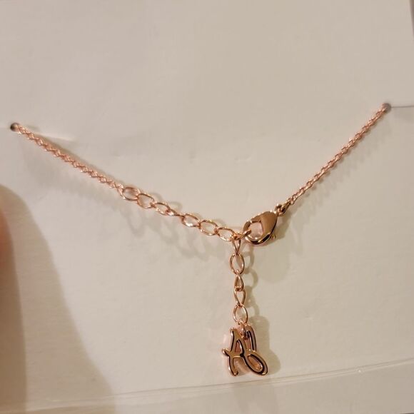 New Adore Organic Circle Rose Gold Bracelet with Swarovski Crystal - Picture 6 of 11